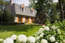 68 Surprising Front Yard Landscaping Ideas | Architectural Digest |  Architectural Digest
